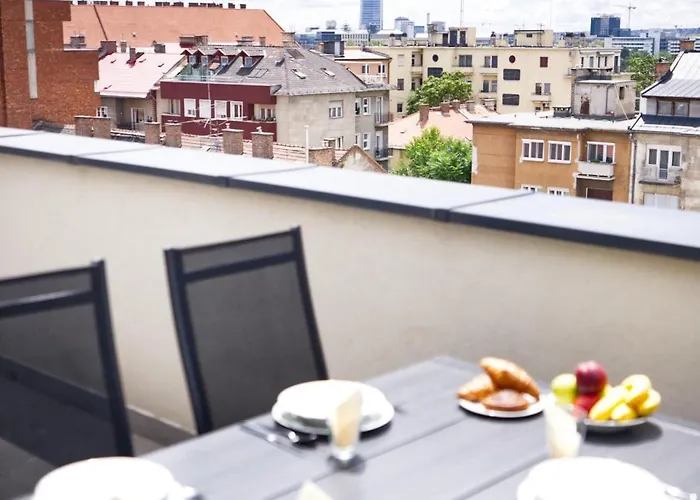 Lonyay Downtown By Firsthost * Budapest
