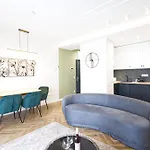Apartment Lonyay Downtown By Firsthost *
