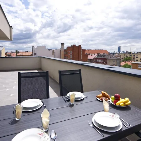 Lonyay Downtown By Firsthost * Budapest